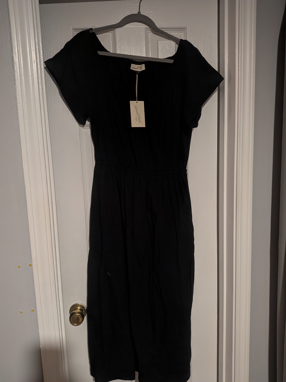 Universal Thread Black Midi Dress with Short Sleeves